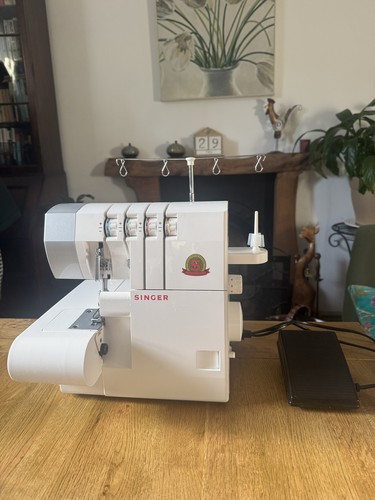 Singer 14sh754 overlocker - singer,