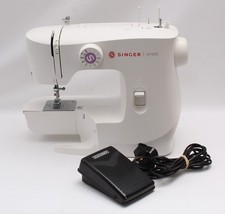 Singer M1605 White Compact