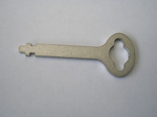 Key for vintage singer - vintage, sewing